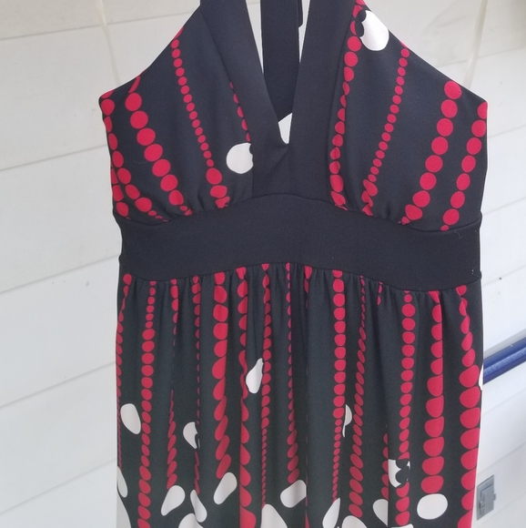 Fabulous bubble halter dress - Picture 2 of 6